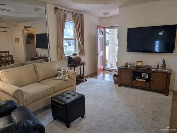 Palmview, TX 78572,2500 Starling CIR W #322