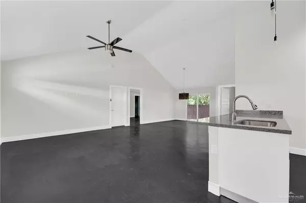 Mcallen, TX 78501,308 N 17th ST #B