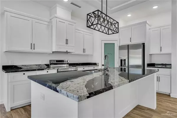 Edinburg, TX 78541,1407 Lookout DR