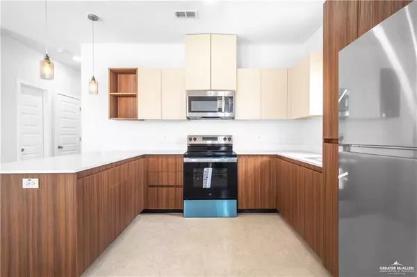 Edinburg, TX 78541,500 N Onyx AVE #4