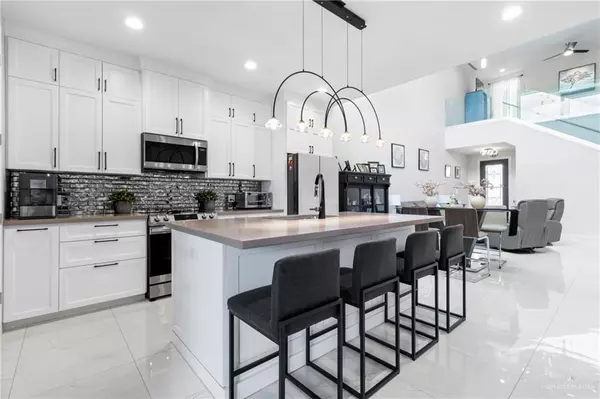 Mission, TX 78573,2215 Corales ST