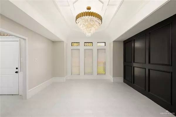 Edinburg, TX 78542,822 Diana DR