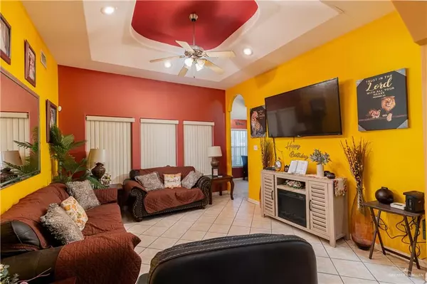 Pharr, TX 78577,716 Grosbeak AVE