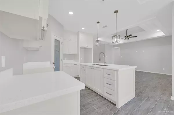 Alamo, TX 78516,429 Serg LOOP