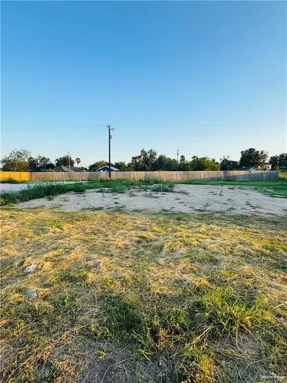 Weslaco, TX 78599,2405 Blue Sky