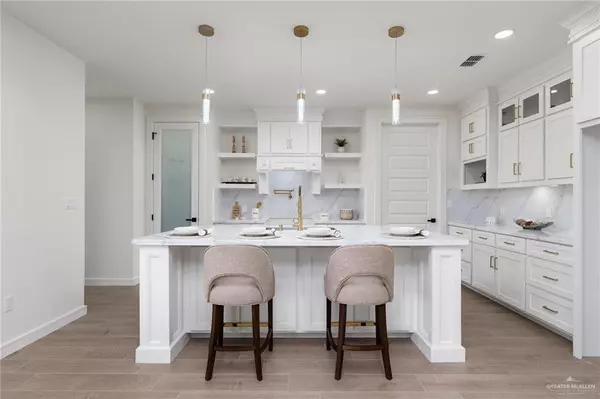 Weslaco, TX 78596,2201 Cardinal ST