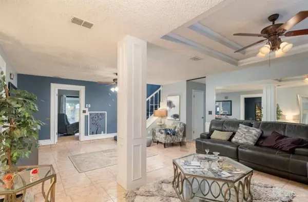 Mission, TX 78572,920 Greenlawn ST