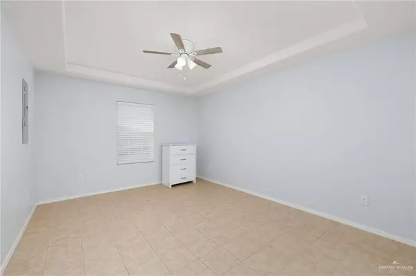 Edinburg, TX 78542,5615 Jj LN