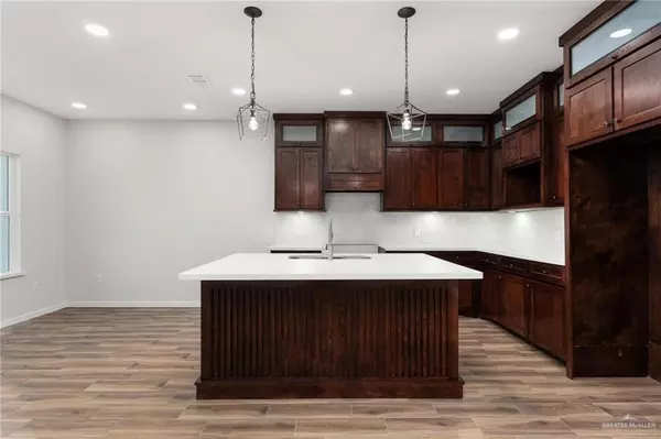 Donna, TX 78537,403 Barcelona AVE