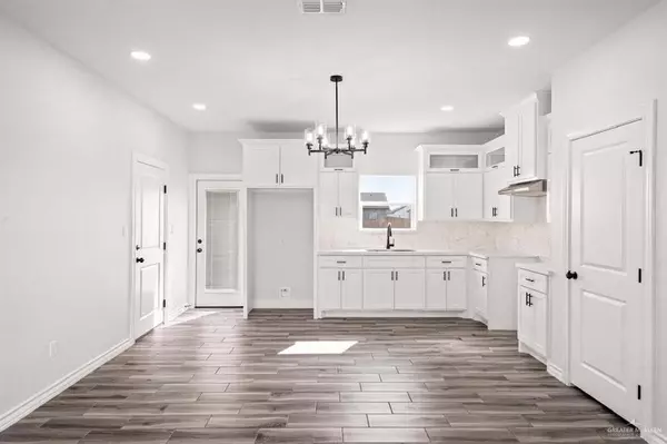 Mercedes, TX 78570,1802 Karianna DR