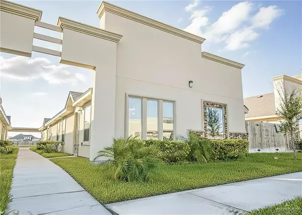 2212 Taxco CT #1, Edinburg, TX 78542