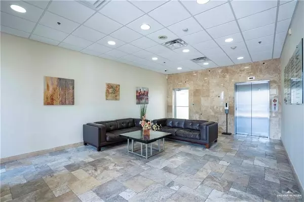 Mcallen, TX 78501,3400 N Mccoll RD #22