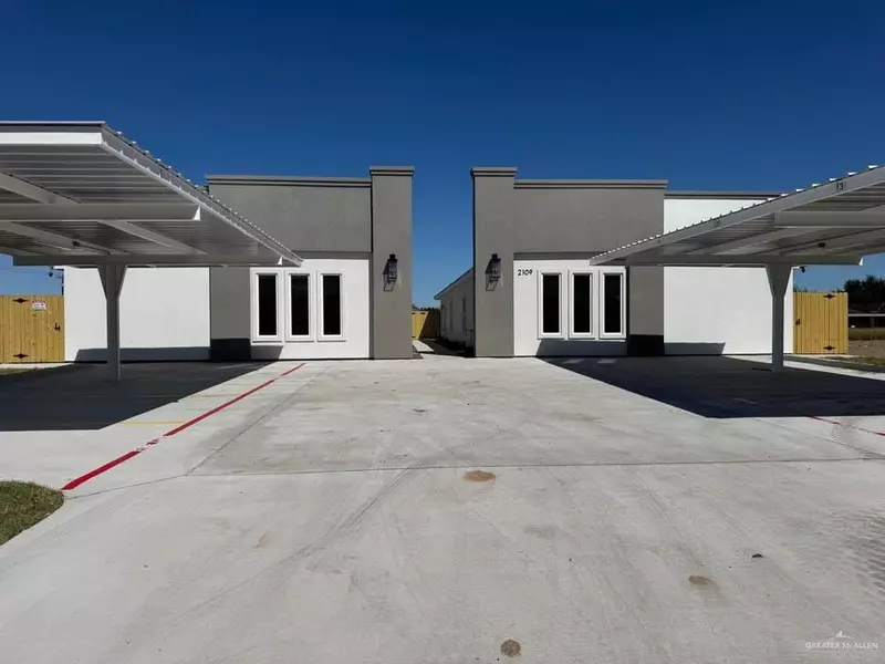 2109 Elsham AVE, Edinburg, TX 78539