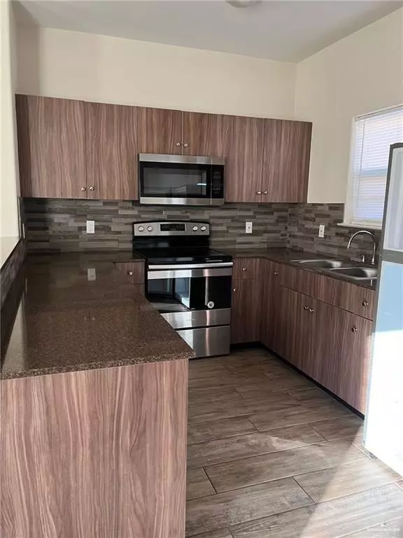 Edinburg, TX 78539,4001 Hawthorne AVE #2