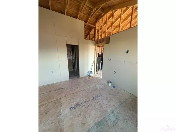 Weslaco, TX 78596,2836 Lazio LN