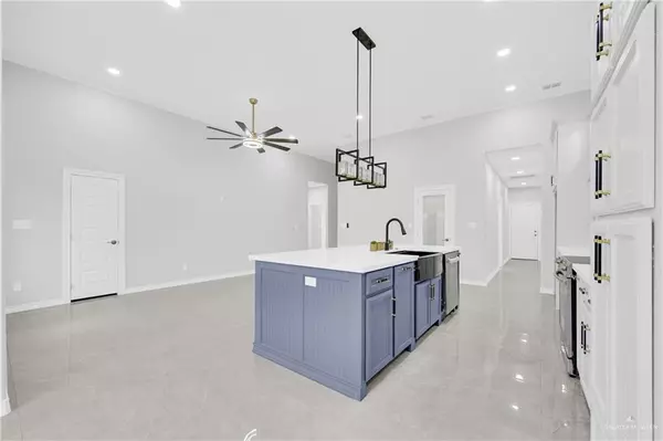 Mcallen, TX 78504,8023 N 48th LN