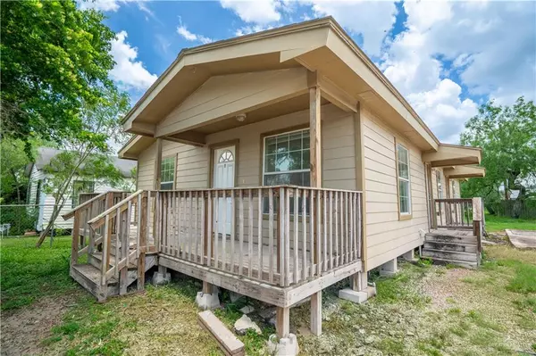 544 Garcia AVE, Mercedes, TX 78570