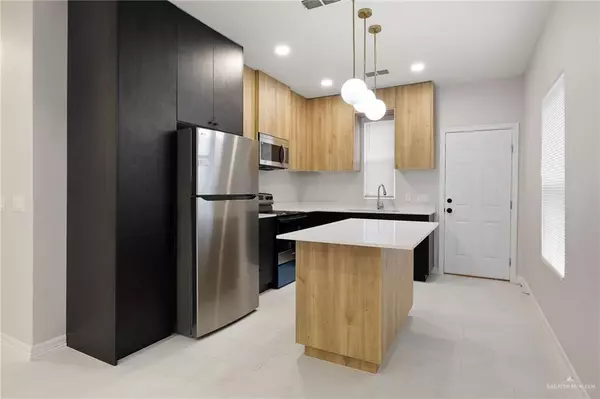 Mcallen, TX 78504,4225 Heron AVE