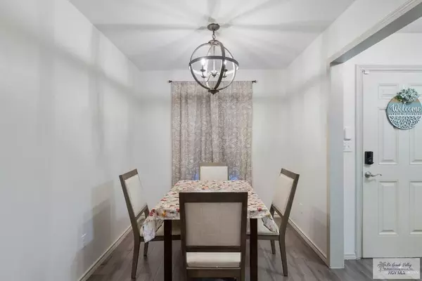 Weslaco, TX 78599,2214 W Taft ST