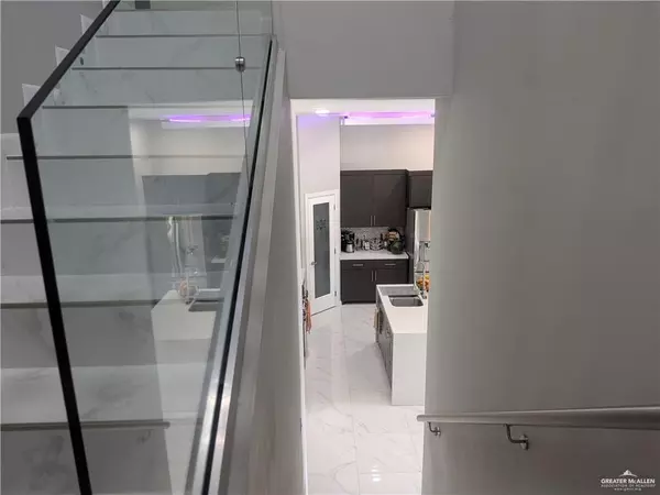 Alton, TX 78573,1010 W Franklin AVE