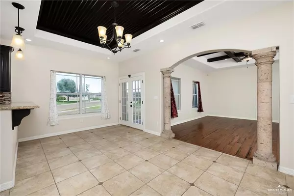 Weslaco, TX 78596,511 Mi Vida ST