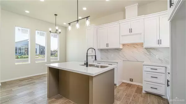 Donna, TX 78537,348 Merida ST