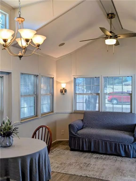 Palmview, TX 78572,2517 Meadowlark ST