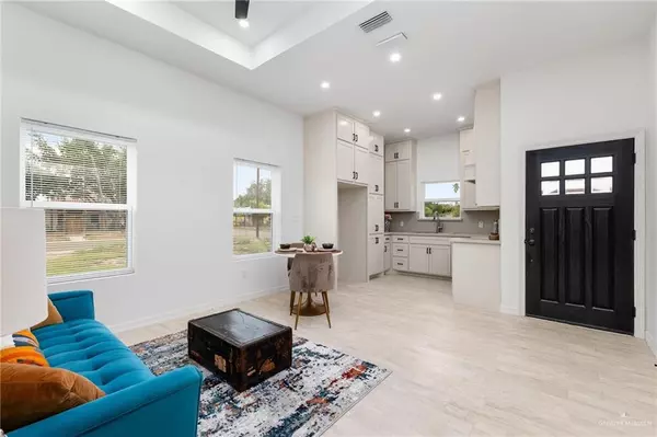 204 Utah AVE, Weslaco, TX 78596