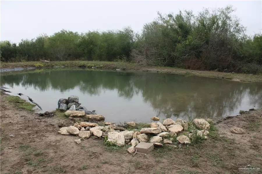 8993 N CR 101 RD N, San Diego, TX 78384