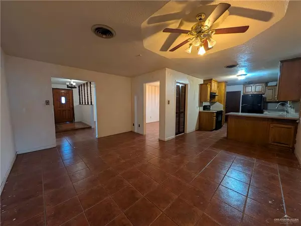 Mission, TX 78572,2012 Spring Glen ST