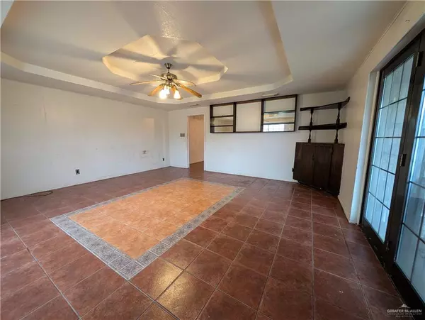 Mission, TX 78572,2012 Spring Glen ST