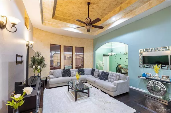 Edinburg, TX 78542,5305 Mauritius LN