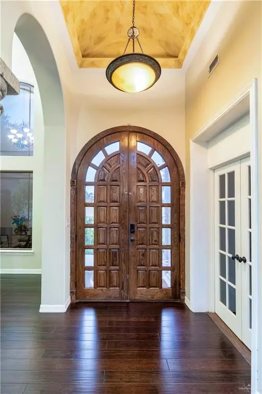 Edinburg, TX 78542,5305 Mauritius LN