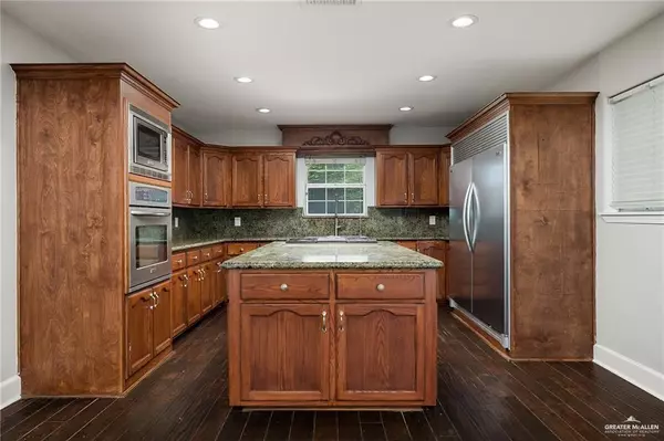 Pharr, TX 78577,904 S Diplomat DR