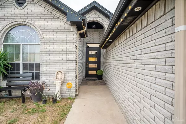 Mission, TX 78574,3013 Crisantema ST