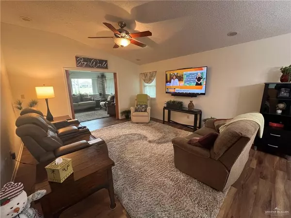 Alamo, TX 78516,307 Rebecca DR