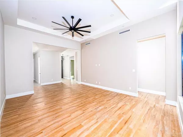 Mcallen, TX 78504,5501 Baylor AVE