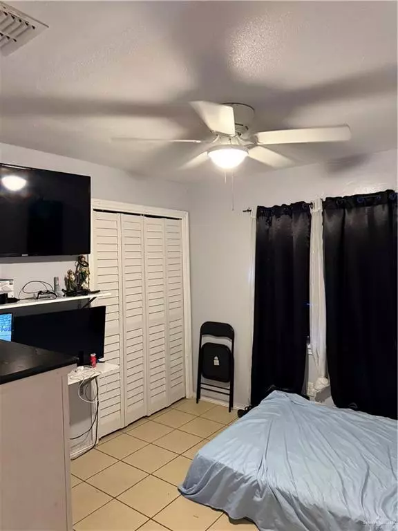 Edinburg, TX 78539,1017 Saltillo ST