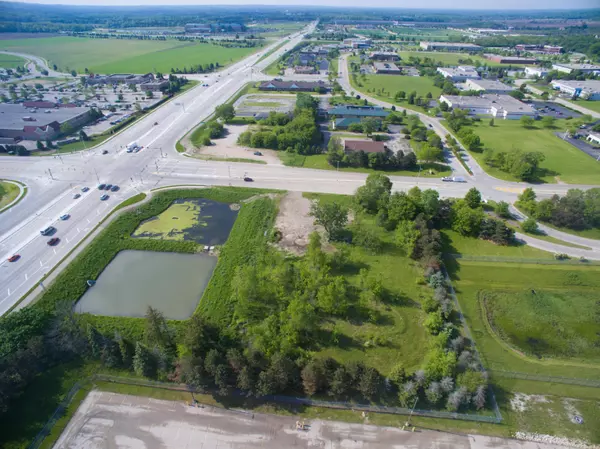 Oconomowoc, WI 53066,36520 E Valley