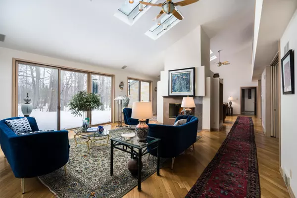 Elm Grove, WI 53122,14660 Hillside