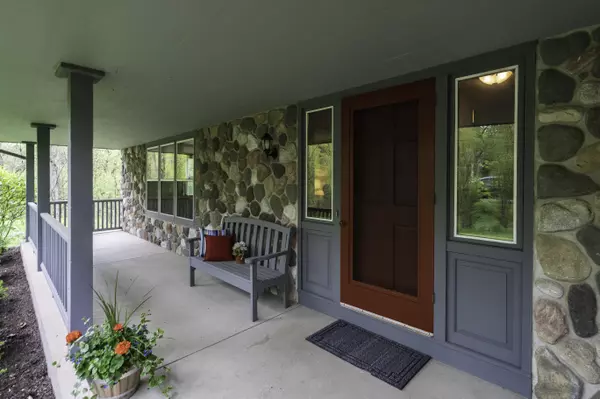 Mequon, WI 53097,14046 N Highland