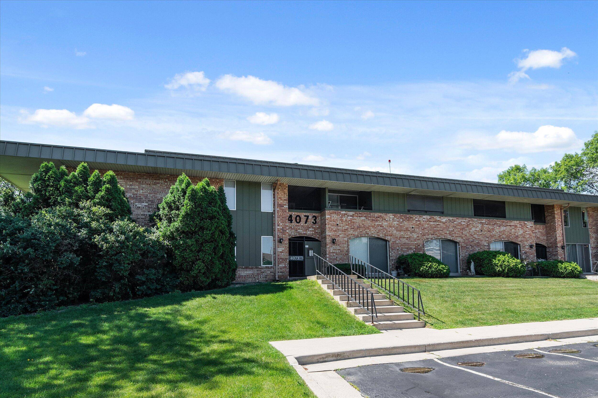 4073 W Rivers Edge Unit 18, Brown Deer, WI 53209