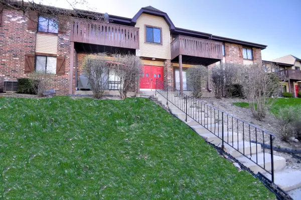 7641 N 60th Unit H, Milwaukee, WI 53223