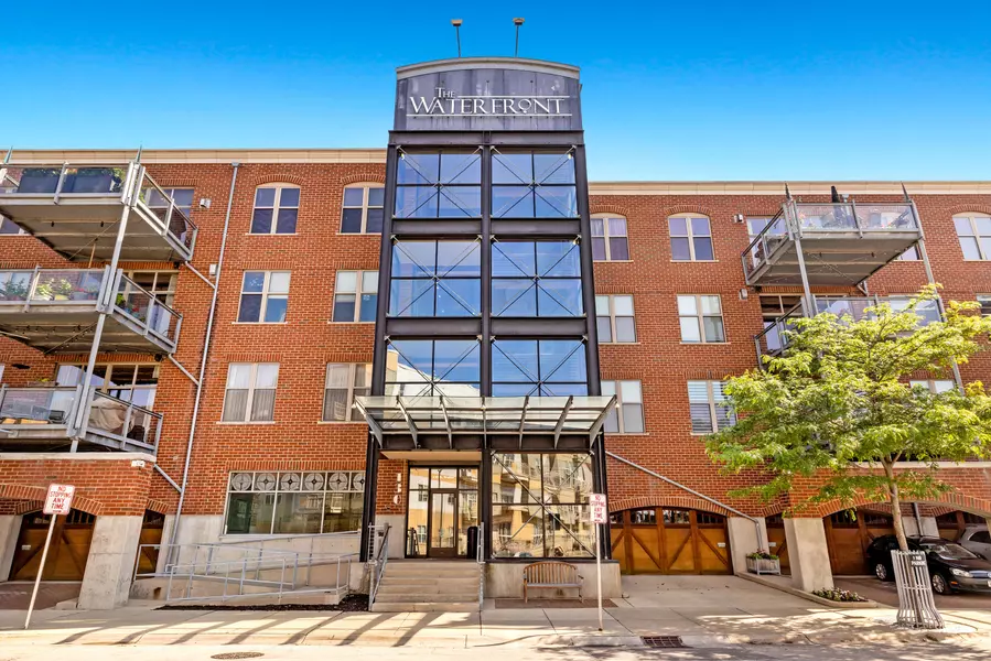 130 S Water Unit 305, Milwaukee, WI 53204