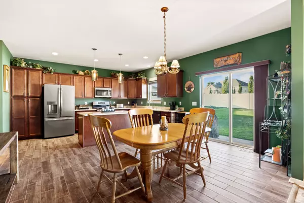 Kenosha, WI 53144,3702 23rd