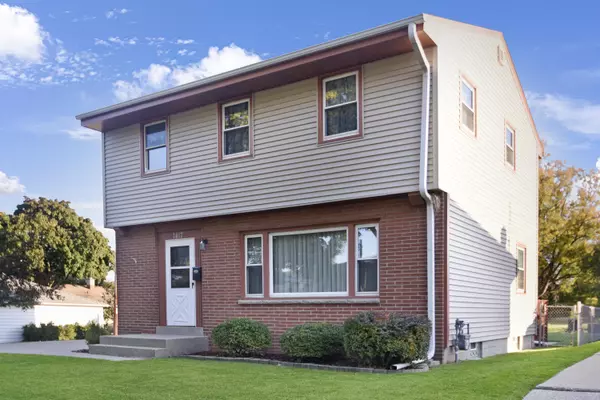 1417 W Cudahy, Milwaukee, WI 53221