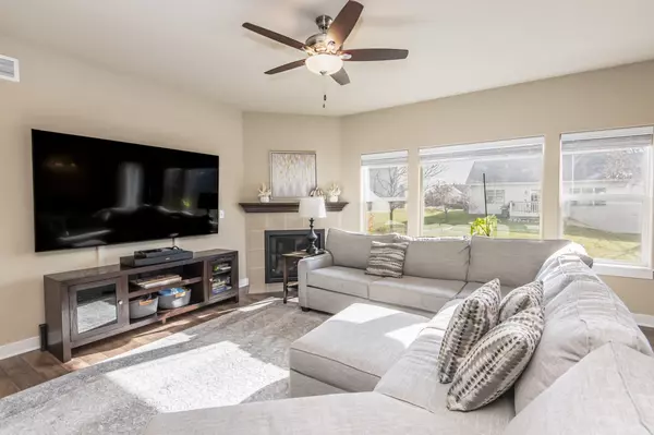 Waterford, WI 53185,797 Meadowgate