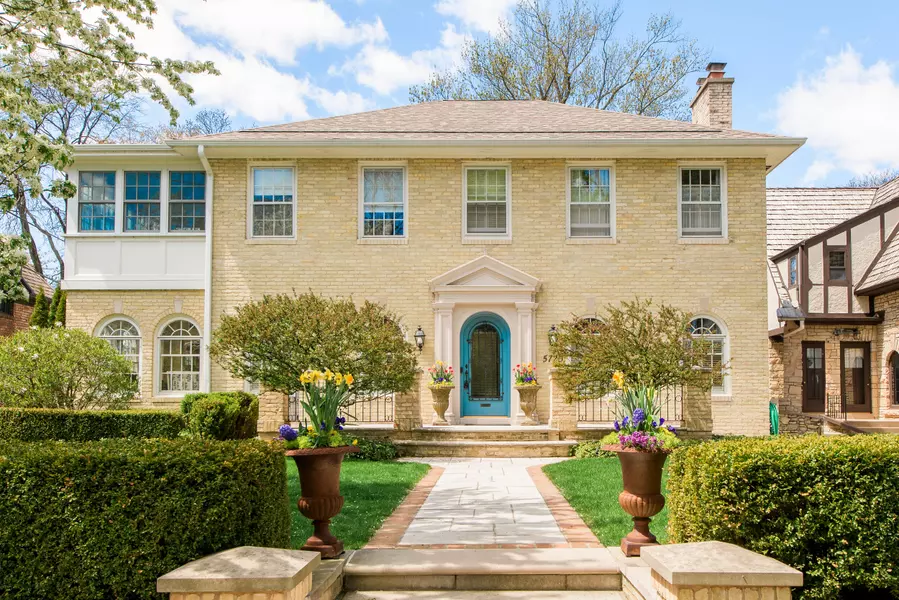 5723 N Shore, Whitefish Bay, WI 53217