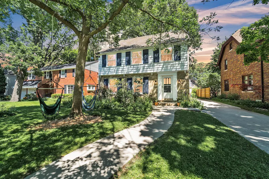 4334 N Ardmore, Shorewood, WI 53211
