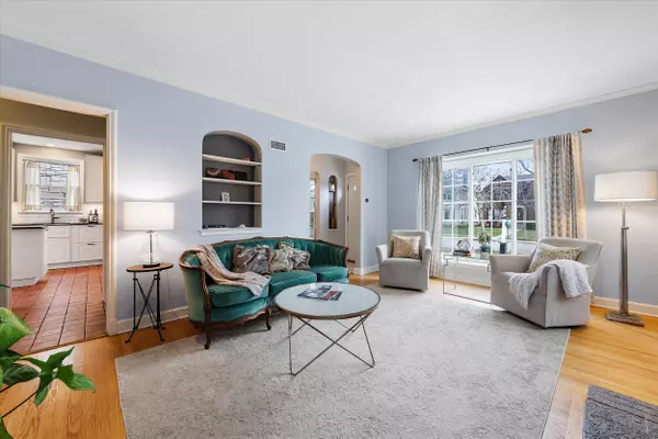 5335 N Shoreland, Whitefish Bay, WI 53217